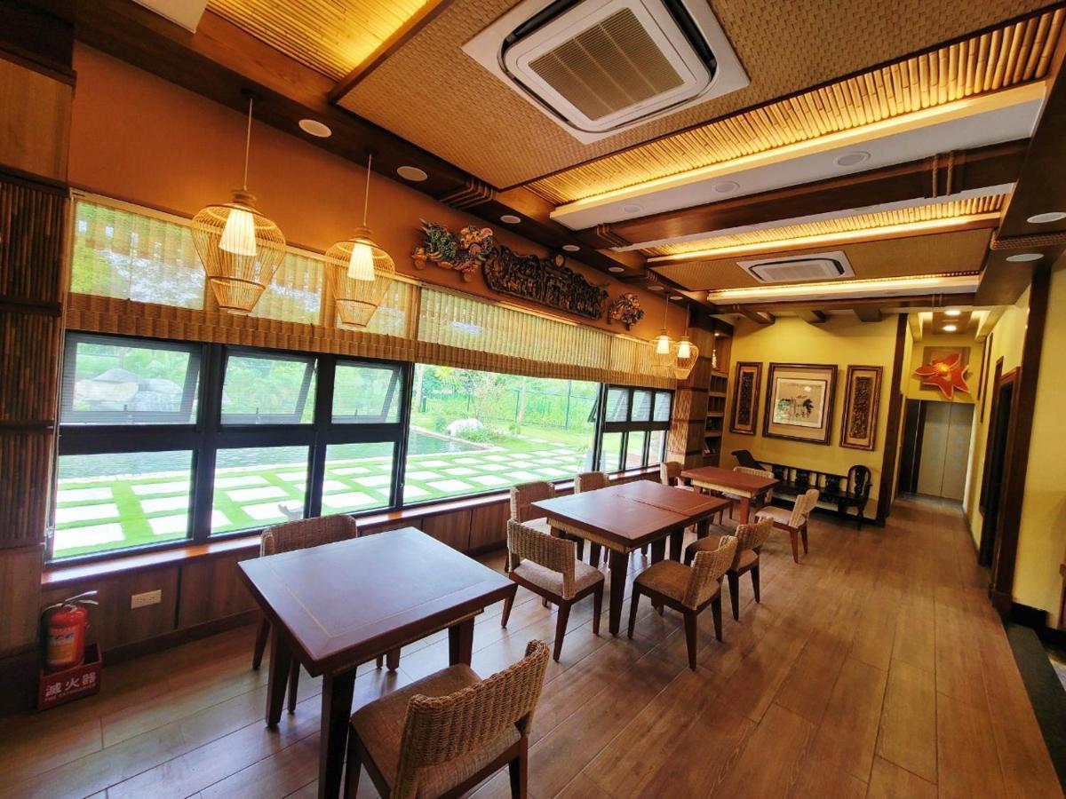 Апартаменты 山花映水紅莊園民宿 Yuemei Экстерьер фото